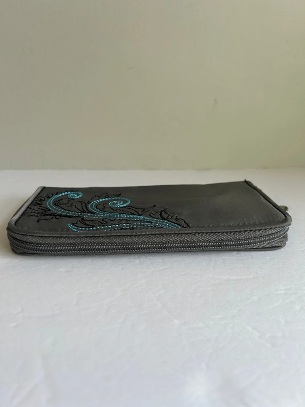 TRAVELON wallet grey